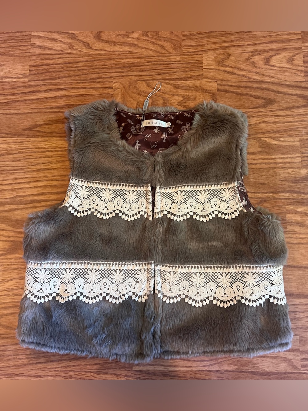 Solitaire Faux Fur Vest with Cream Lace Trim
